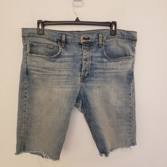 Rag & Bone Distressed Bermuda Denim Shorts Med Wash Standard Issue Size 38 EUC - Picture 1 of 9